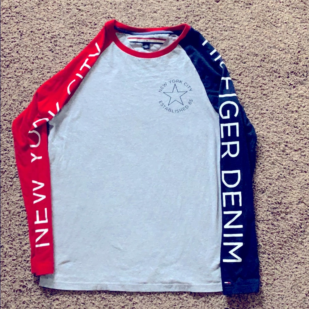New never worn Tommy Hilfiger XS womens L/S